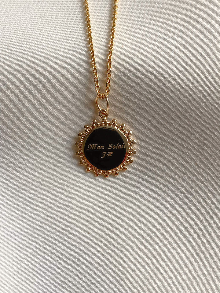 médaillon femme qualité julide bijoux plaqué or idée cadeau